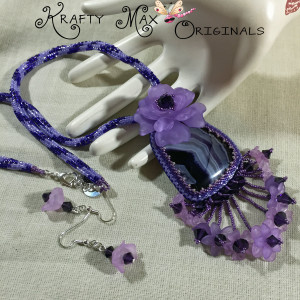 Queen Janthia - Purple Agate Beadwoven Necklace 1