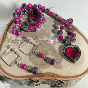 Pink and green heart necklace Grandmothers 1