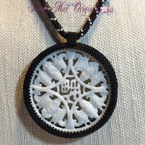 Black and White Stone Round Beadwoven Necklace 4