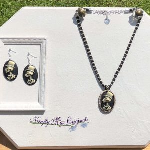 Skull with Top Hat Beadwoven Necklace and Earrings Set